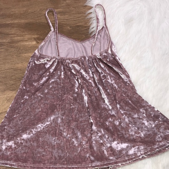 Caution to the wind size small crushed velvet top - Picture 7 of 7